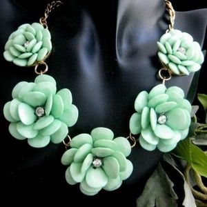 Charming Charlie Floral Necklace mint green & goldtone